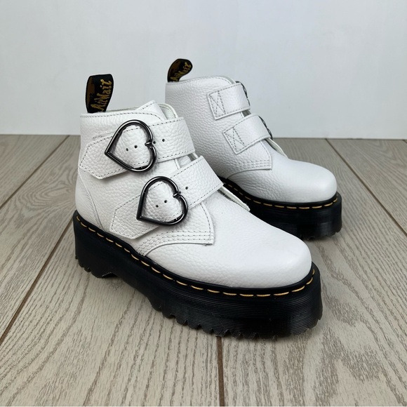Dr. Marten's Devon Platform Heart Buckle Leather Boots 6 US L White $180 - Picture 1 of 8